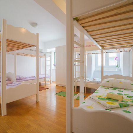 Auberge de jeunesse Cheap Sleep Marinero (Adults Only) à Hvar Town Extérieur photo