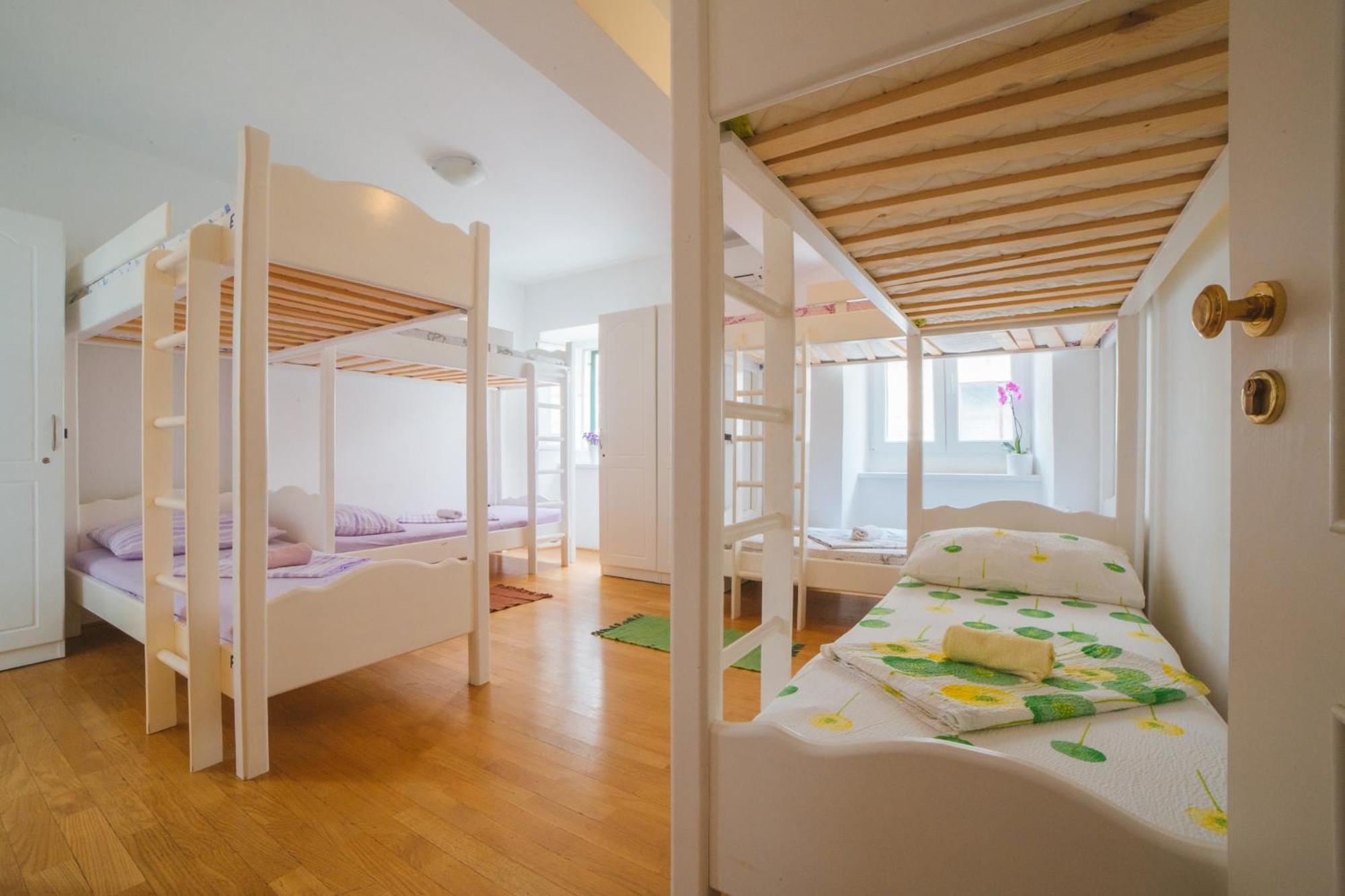 Auberge de jeunesse Cheap Sleep Marinero (Adults Only) à Hvar Town Extérieur photo