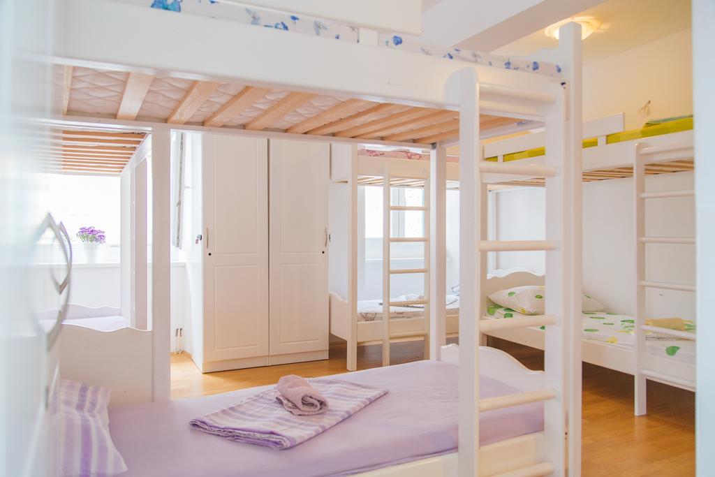 Auberge de jeunesse Cheap Sleep Marinero (Adults Only) à Hvar Town Extérieur photo