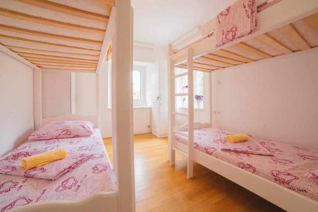 Auberge de jeunesse Cheap Sleep Marinero (Adults Only) à Hvar Town Extérieur photo